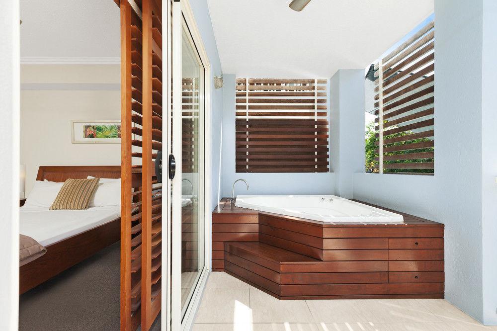 Mantra Aqueous On Port Aparthotel Port Douglas Ngoại thất bức ảnh