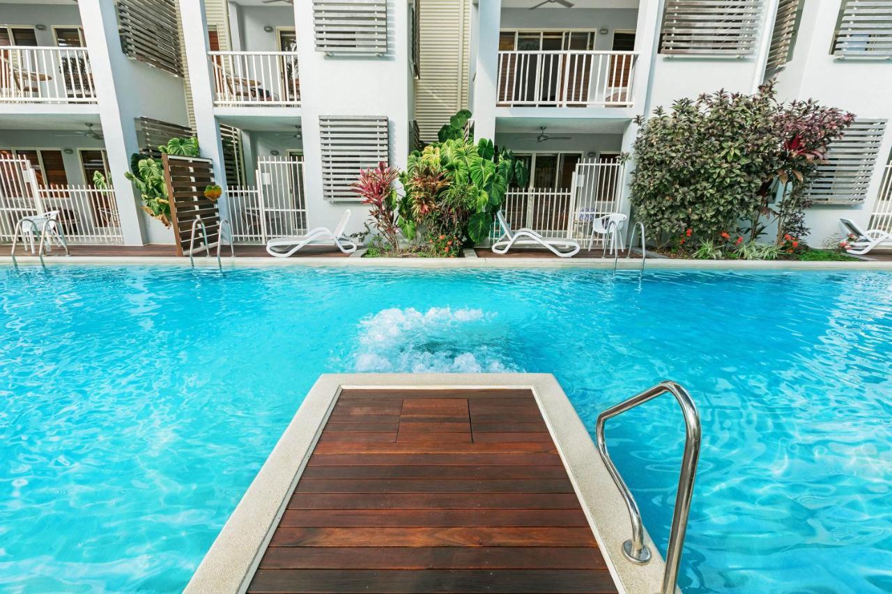 Mantra Aqueous On Port Aparthotel Port Douglas Ngoại thất bức ảnh