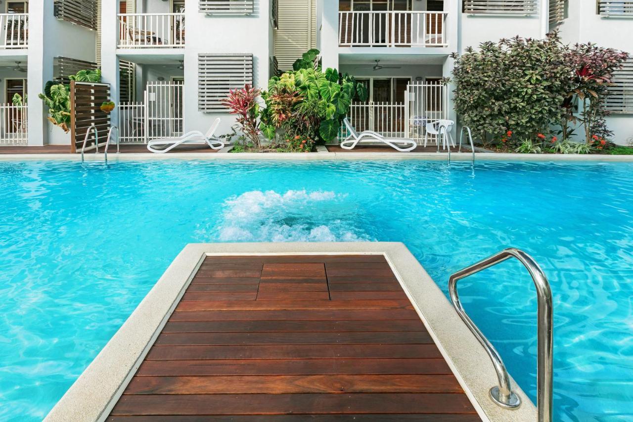 Mantra Aqueous On Port Aparthotel Port Douglas Ngoại thất bức ảnh